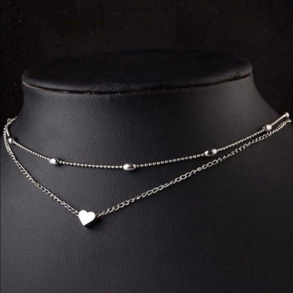 🌻3/$20🌻 Dainty Heart Layered Choker, Silver
